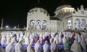 bolehkan shalat tarawih