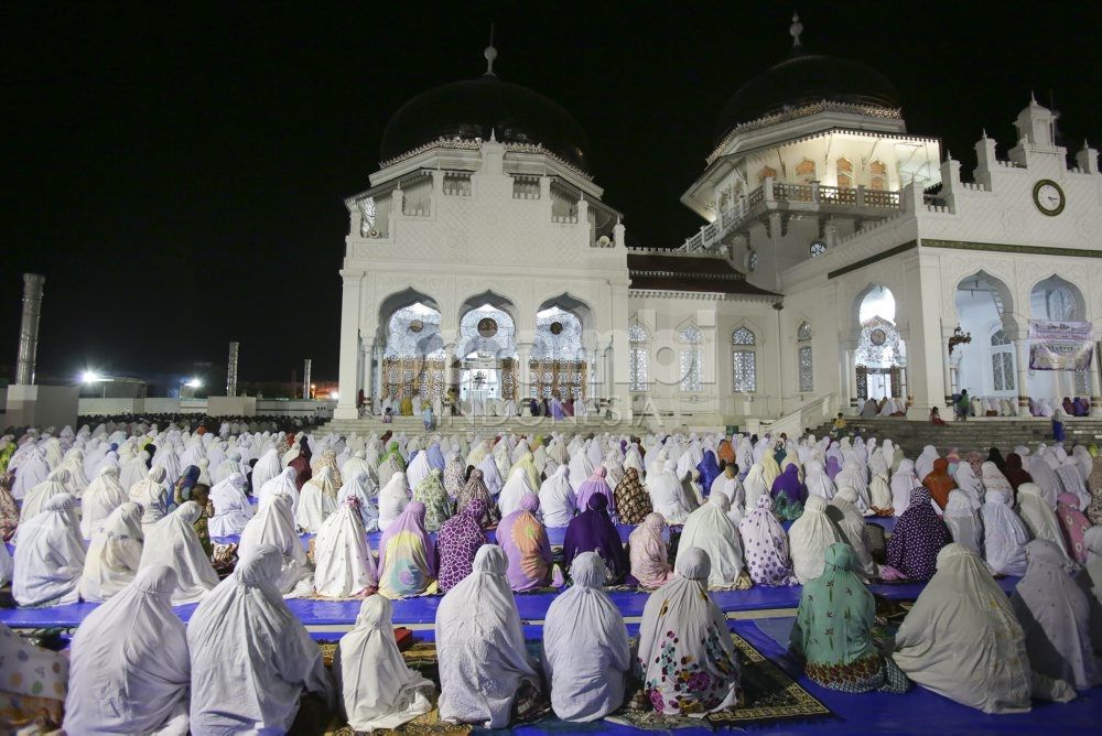 bolehkan shalat tarawih
