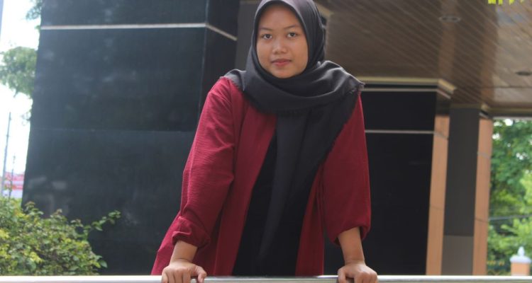 menjaga