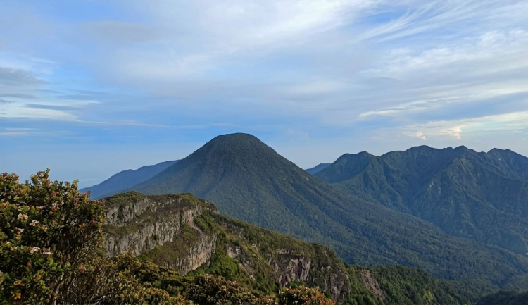 gunung