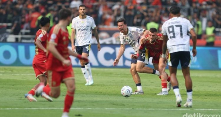 persija-vs-persib-1789207165013_169 persija